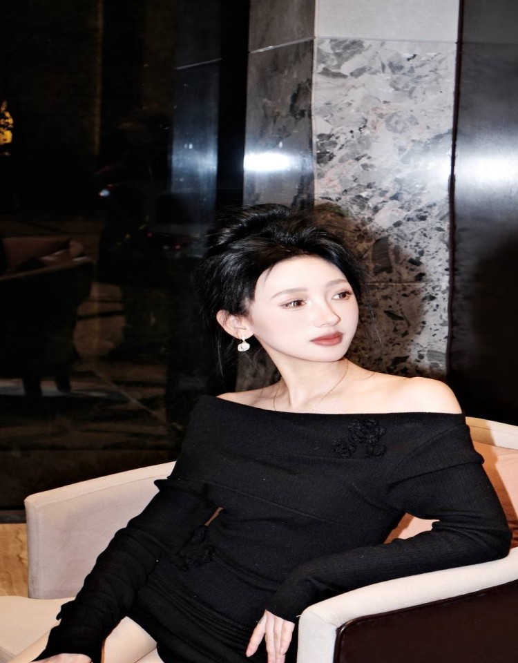 三亚老牛影院在线观看,热播电影推荐